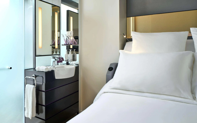 YOTEL Singapore Orchard Road