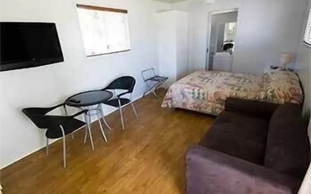 Tropical Beach Caravan Park