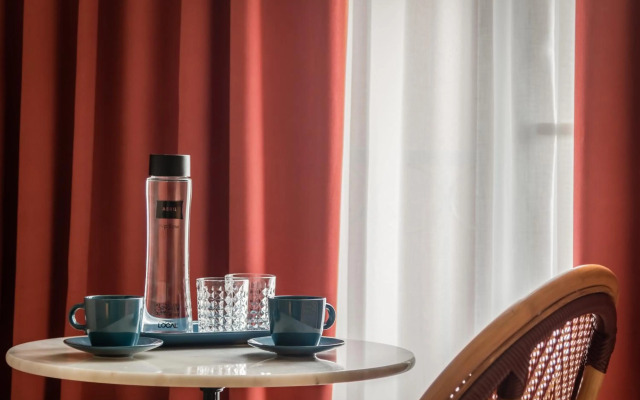 Residence Abril by Pillow