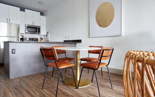 Sonder by Marriott Bonvoy East 5th Apartments East Austin