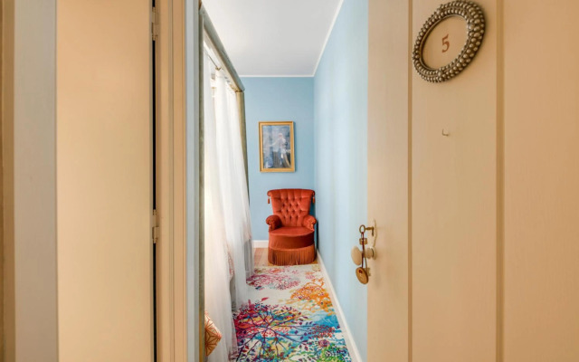 LUXa Charm House by LovelyStay