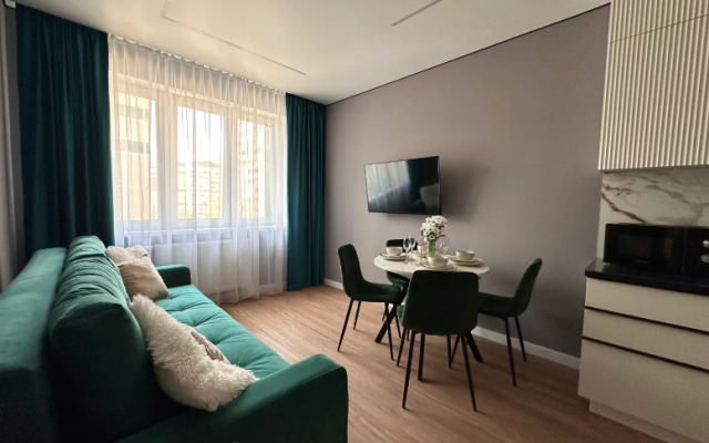 Апартаменты на Четаева 43А