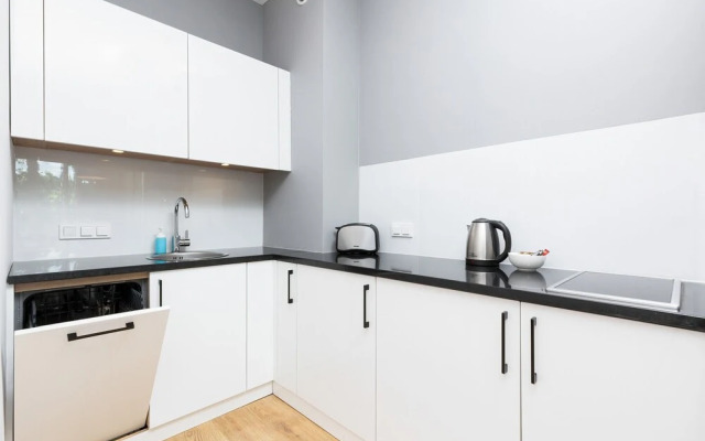 Apartment Warsaw Sławinska by Renters