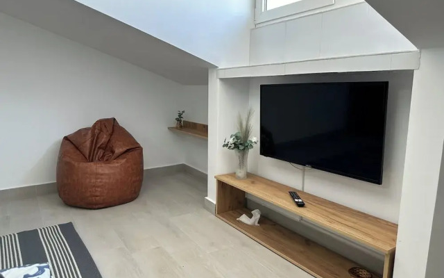 Serenity Apartments and Studios