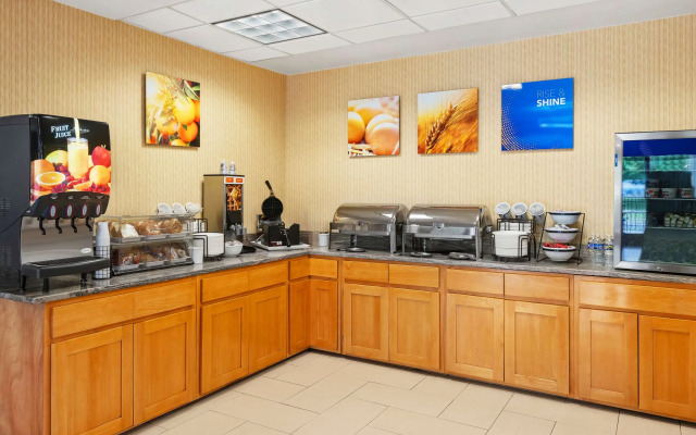 Comfort Inn Lehigh Valley West - Allentown
