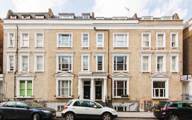 The Eardley Crescent Apartment - BAJ
