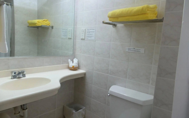 Allamanda Beach Hotel