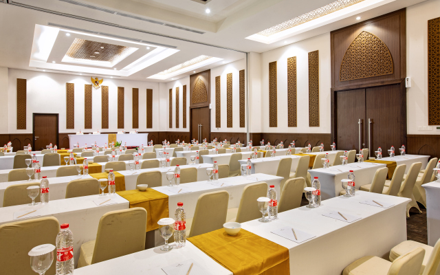 Hotel Santika Gresik