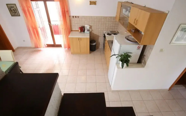 Neda - Perfect Location & Free Parking - A3