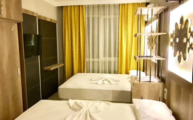 Linda Star Palace Hotel