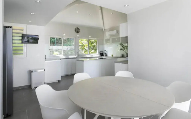 Dream Villa Orient Bay-924