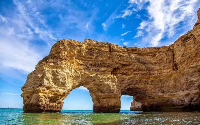 The Old Palace Tower / La Torre del Palación