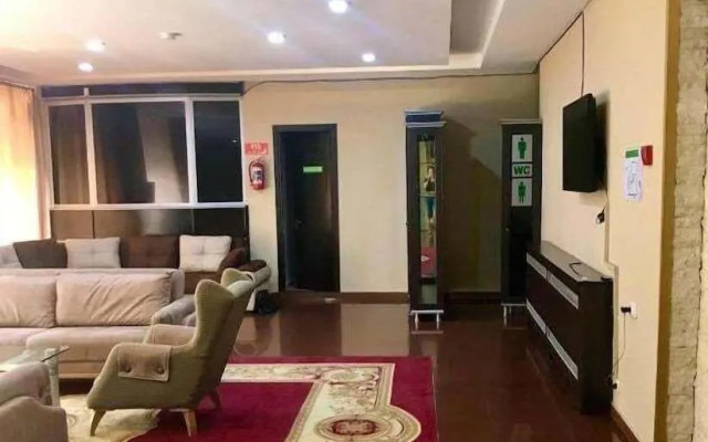 G-Bakuri Hotel