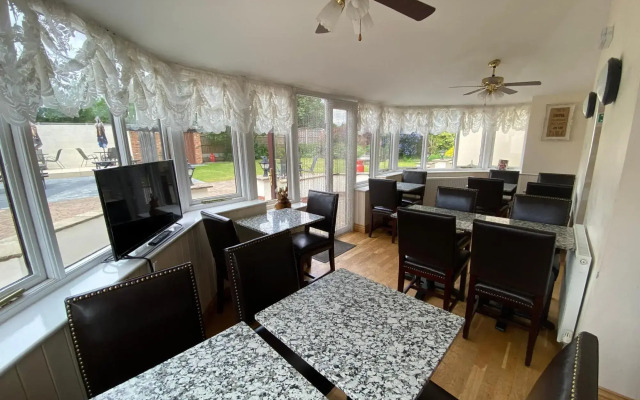 Parkside Guest House