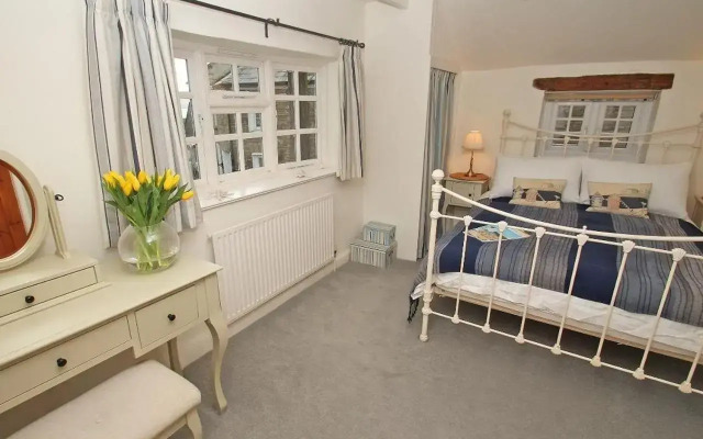 Sunrise Cottage