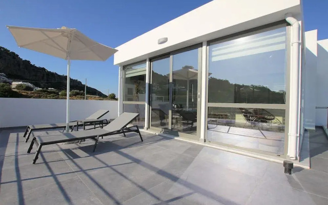 Alana Suites
