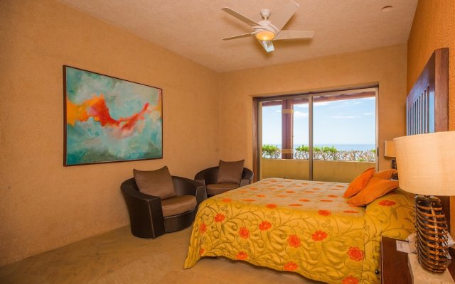 Luxurious Hillside Oceanfront 8 bedroom Villa Bellissima