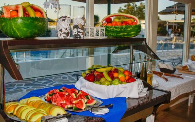 Mikri Vigla Hotel Beach Resort