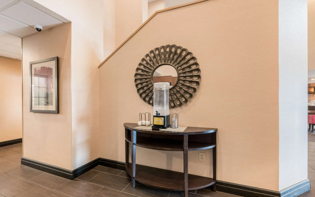 Comfort Suites Monroe