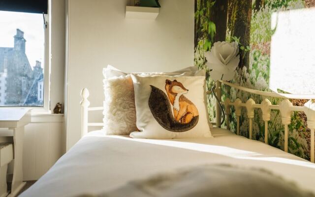 Castle Beach - Spectacular Victorian Villa