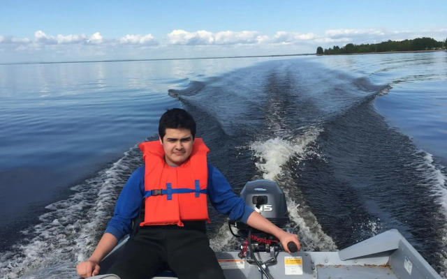 Les pieds dans le sable