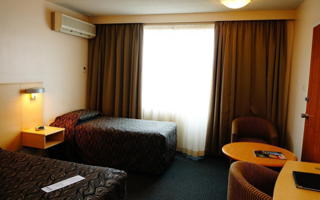 Mid City – Guest Rooms – Hobart