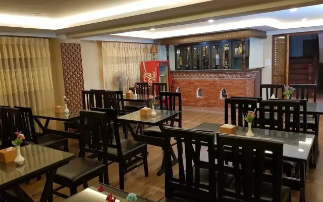 Hotel Malla Inn