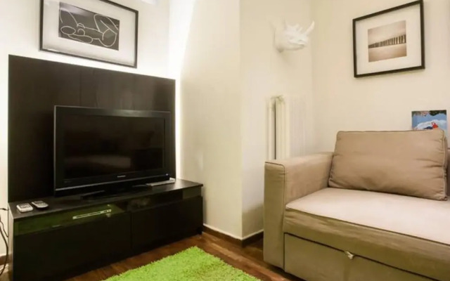 Traveler's Dream in Historic Acropolis Downtown