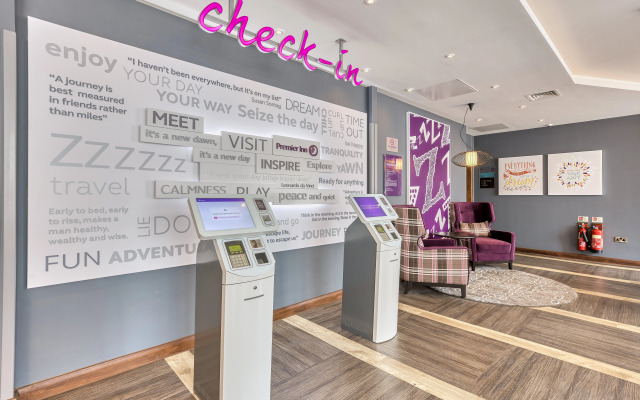 Premier Inn London Hammersmith (Shepherds Bush Road)