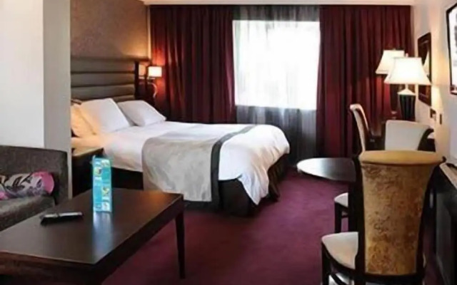 Greville Arms Hotel