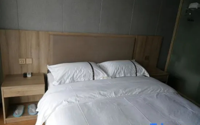 Yixing Jinshengyuan Hotel
