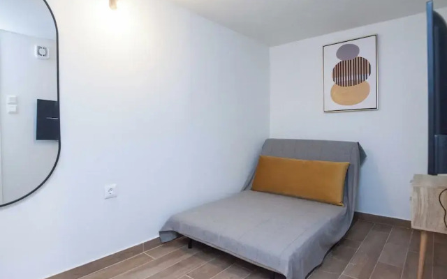 Cozy 1 Bd Basement Apt in Pagrati
