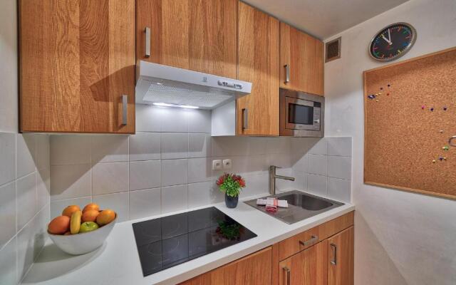 Petite Jardin: Residence Via des Traz B