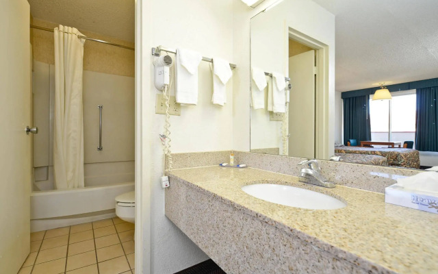 Econo Lodge