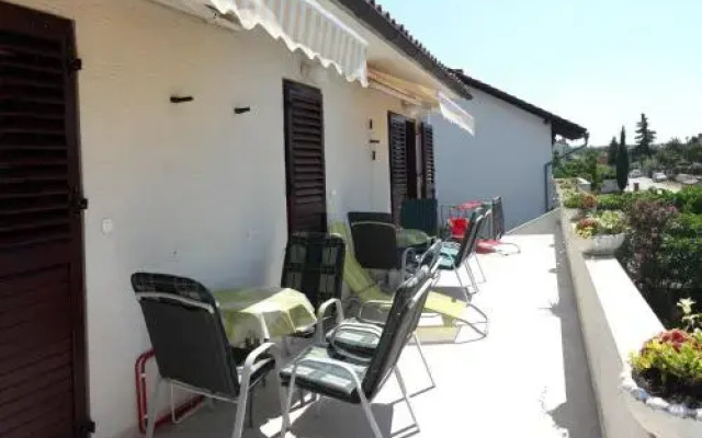Apartments Mihael and Melani