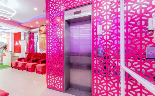 OYO 385 Gia Huy Hotel