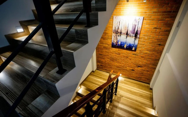 Kaloka Airport Hotel