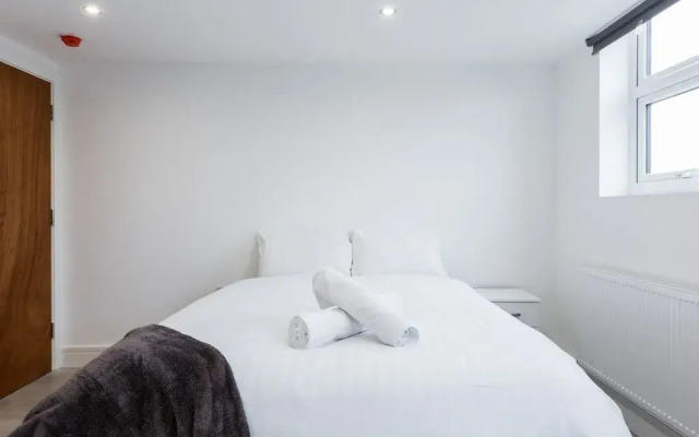 Bright Studio Flat - Camberwell! 3d