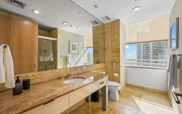 Luxury Brickell 3 Beds Sleeps 8
