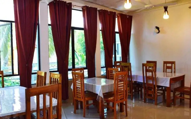 Saffron Guest Inn