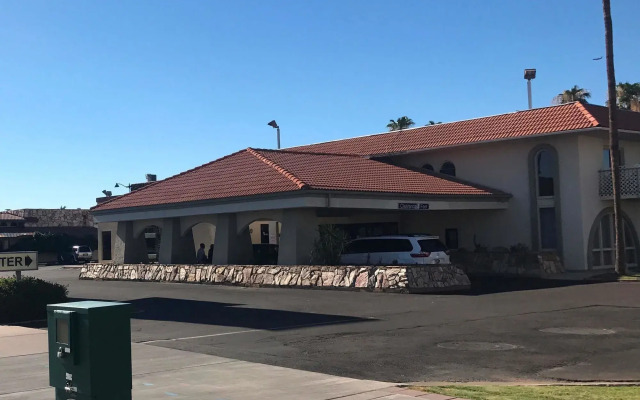 Ramada by Wyndham Mesa Downtown