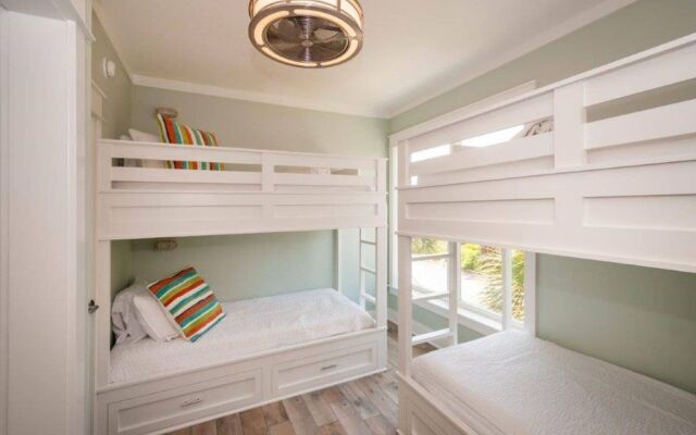 Beach Pointe 203 by Destin Getaways