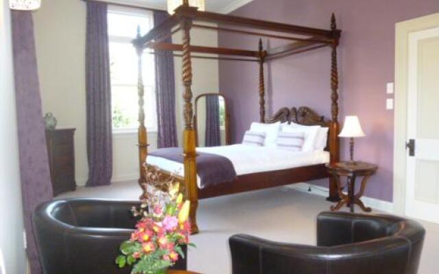 Oinako Bed & Breakfast