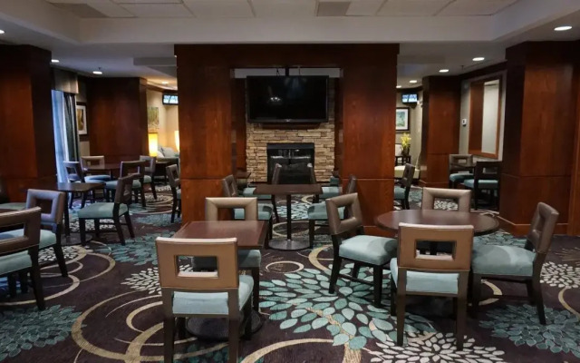 Staybridge Suites Memphis - Poplar Ave East by IHG