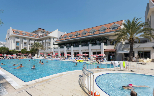 Side Story Resort & Spa