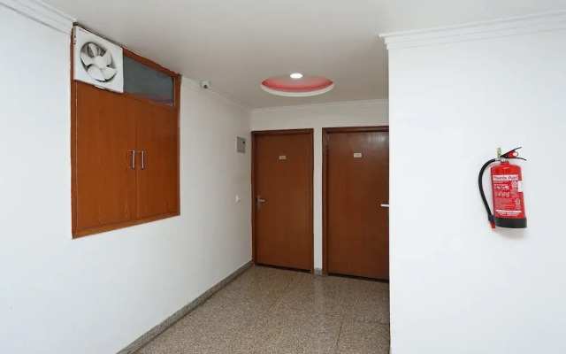 OYO 8968 Hotel Le Comfort