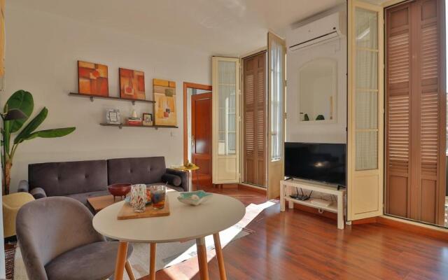 Brand New One Bedroom Cathedral Views