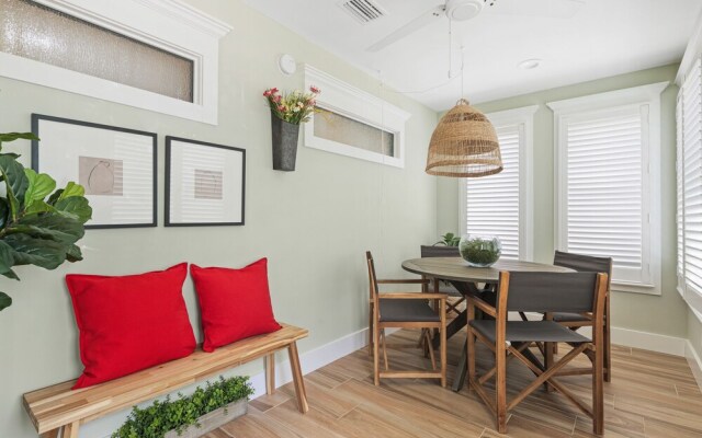 Historic Dream - Unit A