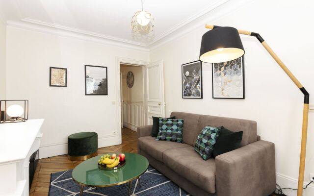 La Seine - Notre Dame Private Apartment