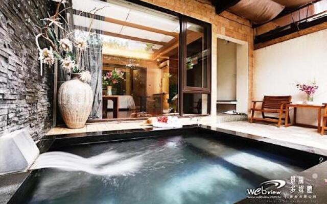 Yage Hotspring House